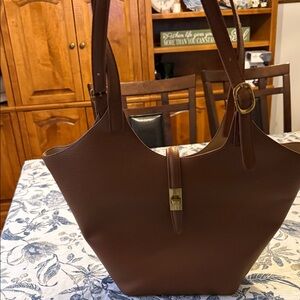 Elegant Brown Leather Tote Bag